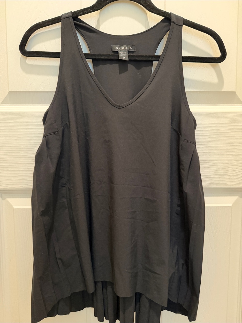 Athleta Black V-Neck Flow Tank